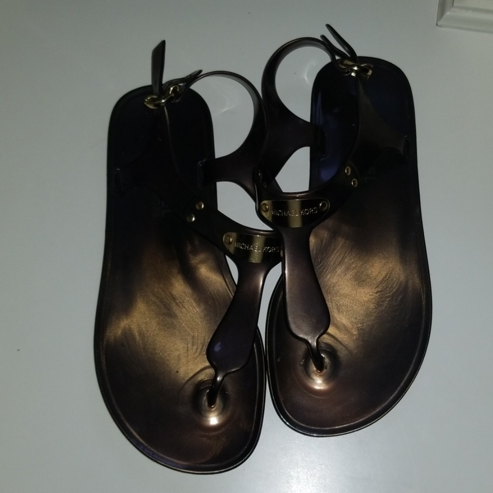 MK size 6 sandals
